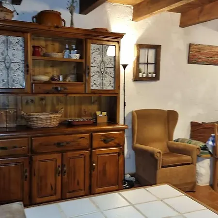 La Casa Blanca Gamonedo de Cangas