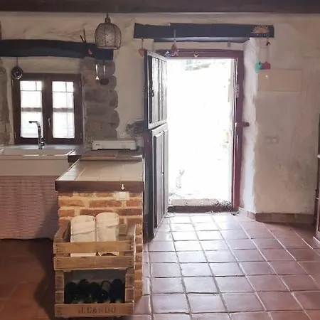 La Casa Blanca Gamonedo de Cangas